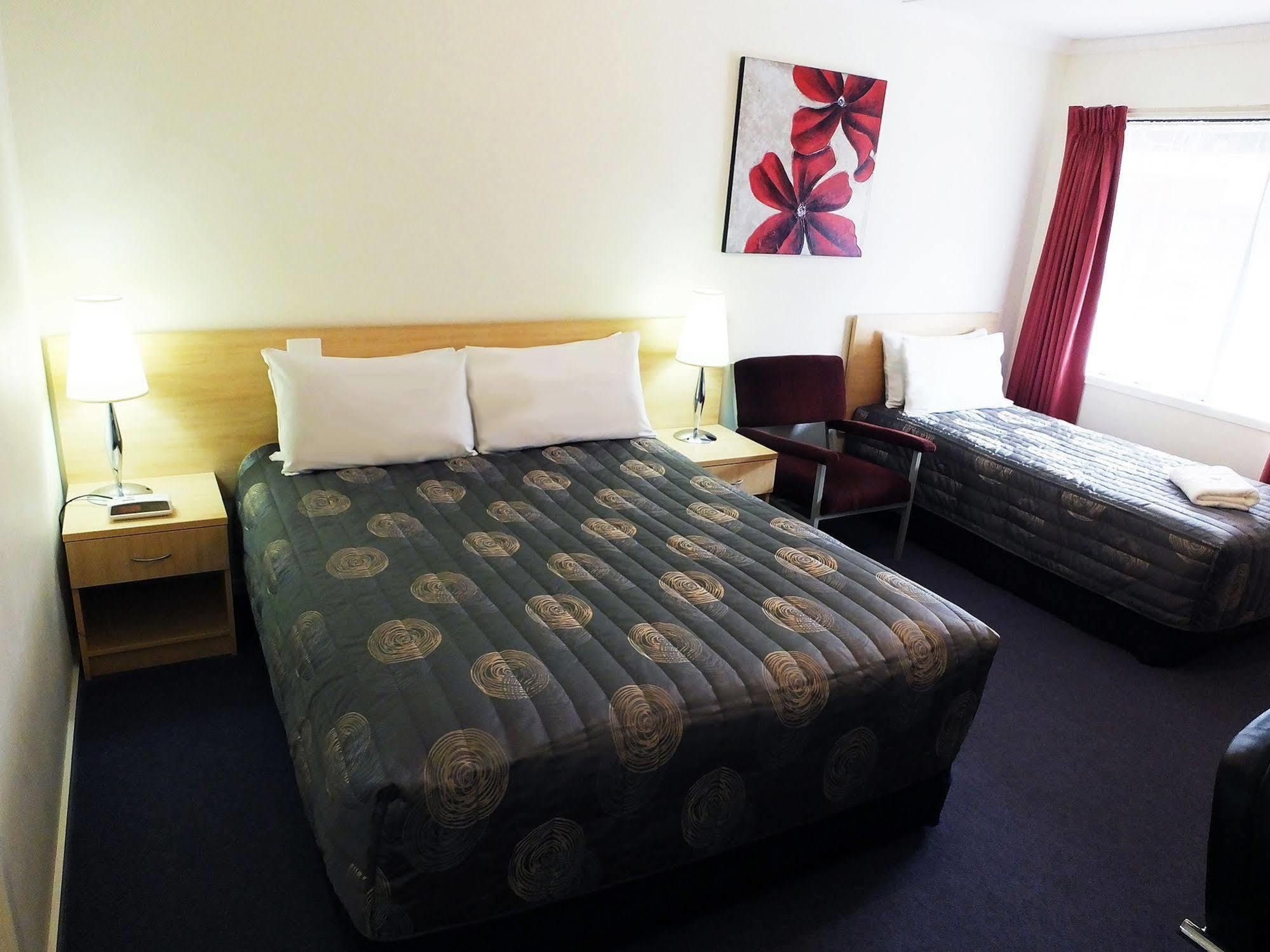 Edinburgh Motor Inn Warragul Kültér fotó