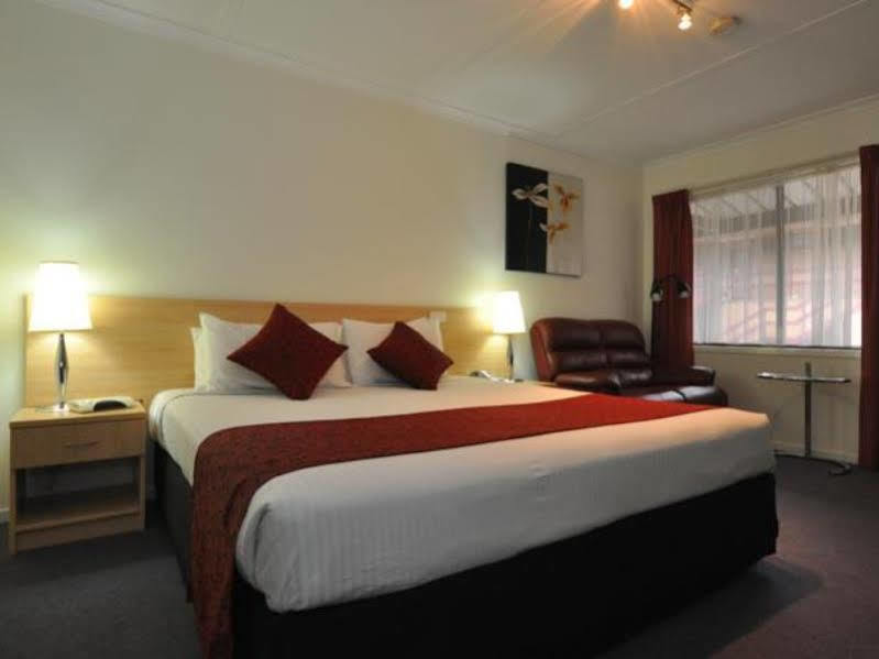 Edinburgh Motor Inn Warragul Kültér fotó